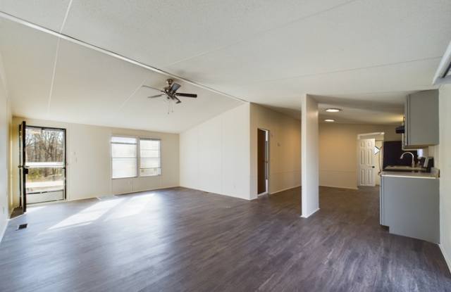1810 Sanctuary Lane Gallery 4