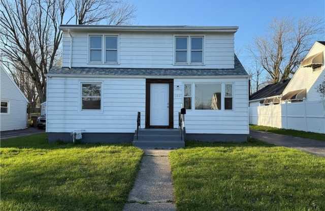 104 Balbach Drive photos photos