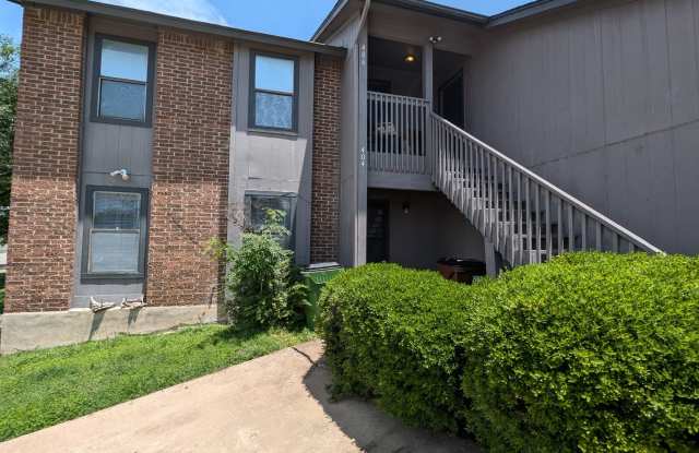 Amazing Round Rock unit photos photos