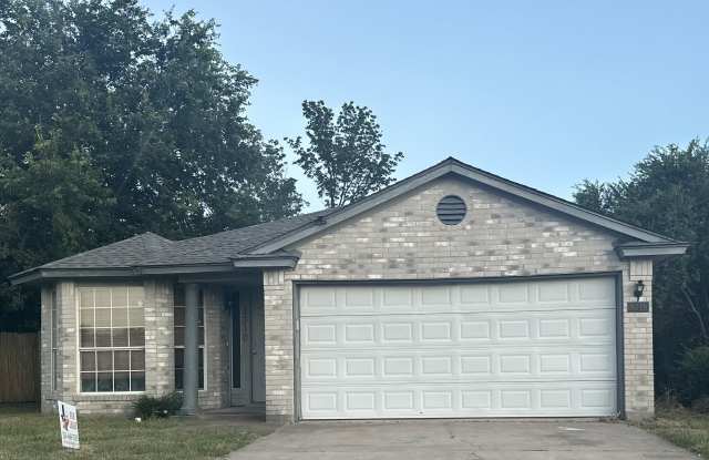 2310 Tracey Ann Ln photos photos