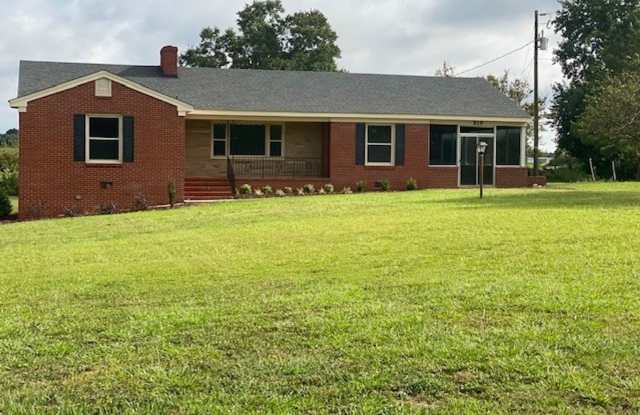 819 Old Smith Chapel Rd photos photos