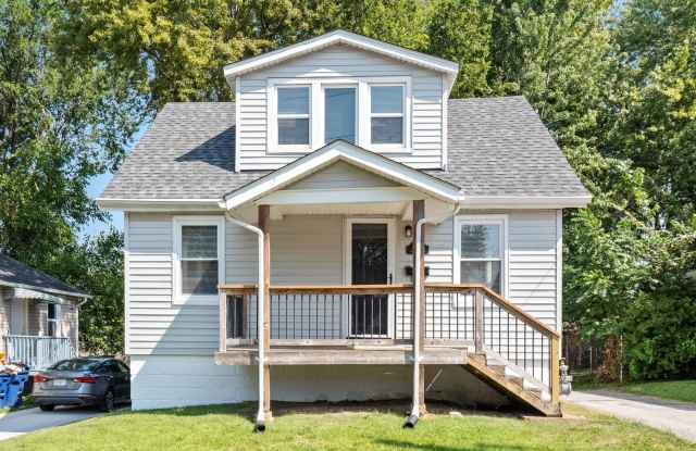 Beautiful home in Woodson Terrace, 3 bed 1 bath - 9423 Muriel Avenue, Woodson Terrace, MO 63114