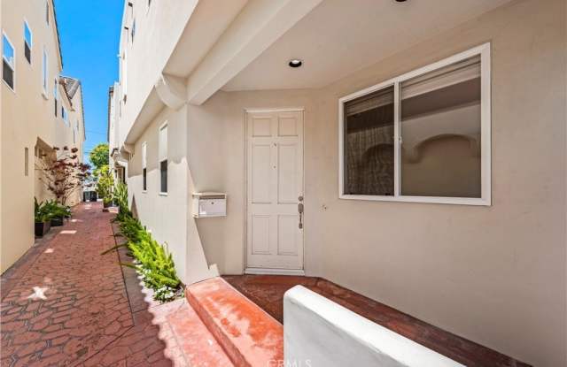 703 Marguerite Avenue Gallery 2