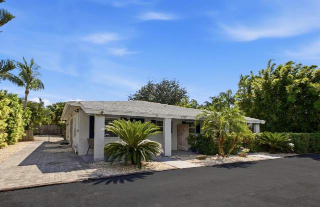 3125 Albatross Road Gallery 1