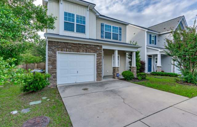 House in the desirable location of West Columbia Gallery 4
