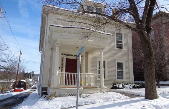 164 Pine Street unit: 102 photos photos