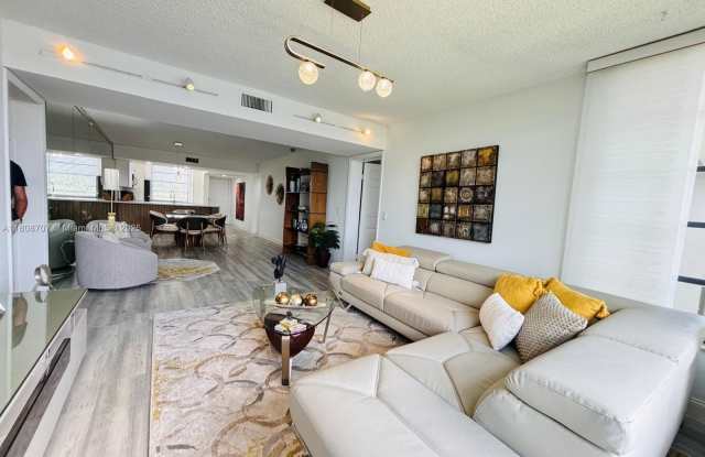 1528 Whitehall Dr photos photos