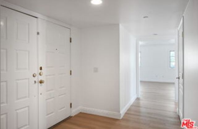 11842 Darlington Avenue Gallery 2