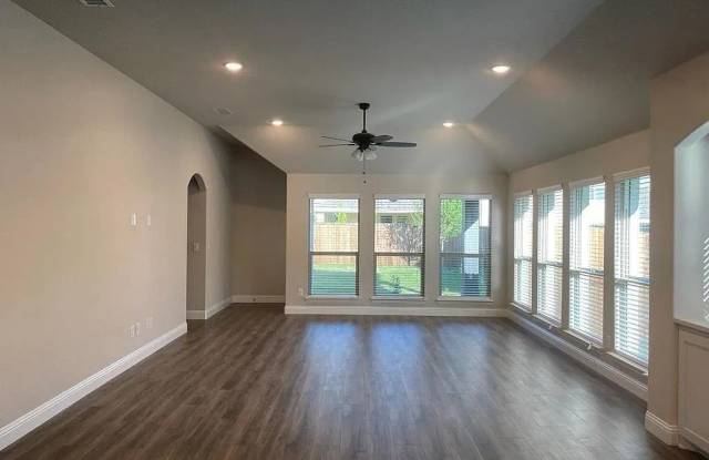 2306 Ranchwood Drive Gallery 4