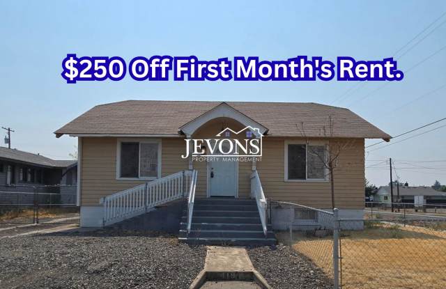 $250 Off First Month's Rent. Charming 2 Bed, 1 Bath Home with Fenced Yard and Garage. photos photos