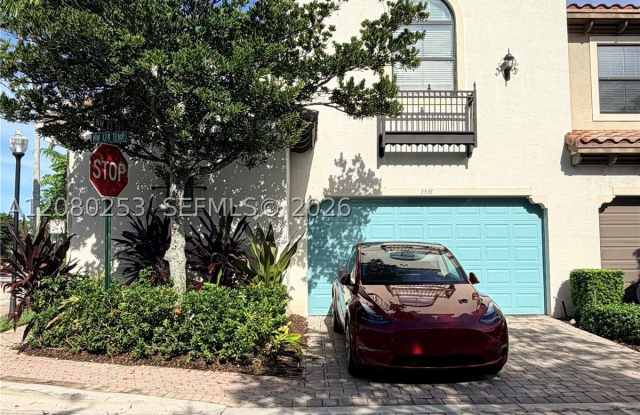 3331 NW 124th Ter Gallery 4