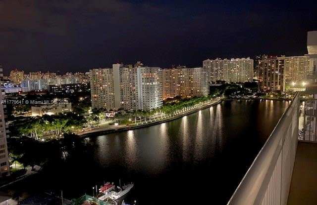 18061 Biscayne Blvd photos photos
