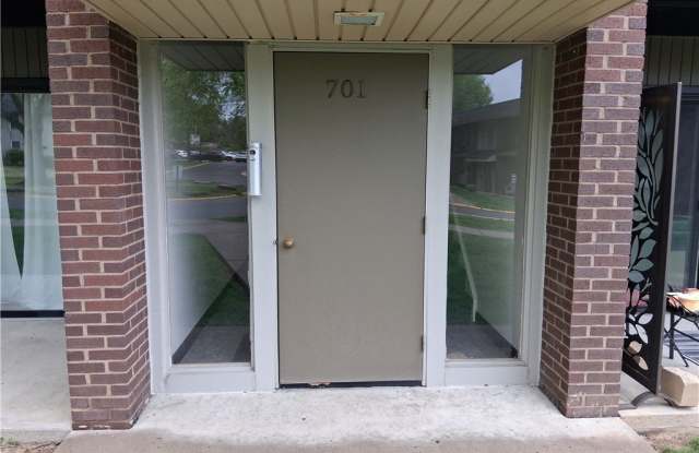 701 College Park Dr photos photos