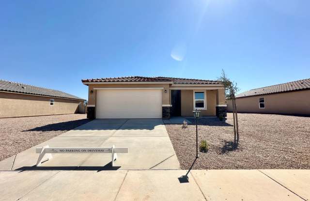 Beautiful New 2024 Construction 3 Bedroom Home in Cheyenne Meadows! - 3616 Angelina Drive, New Kingman-Butler, AZ 86409