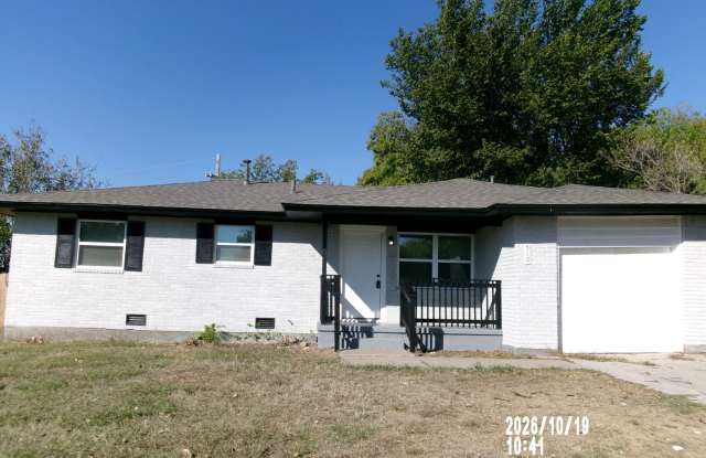 **Charming 3-Bedroom Home Near Ft. Sill** Gallery 1