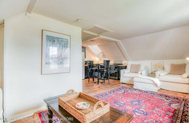 69 Embury Avenue Gallery 1