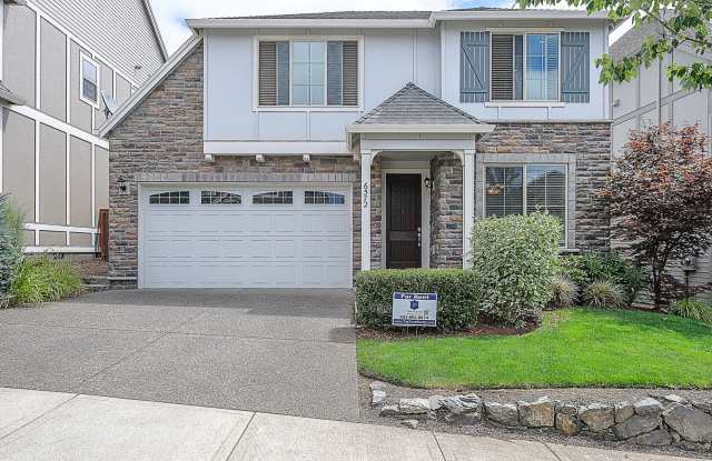 Beautiful 4BD* 3 BA* Single Family Home Located In Arbor Oaks Community! **Included In Rent: Hi Speed Internet, HOA Clubhouse Pool!* photos photos