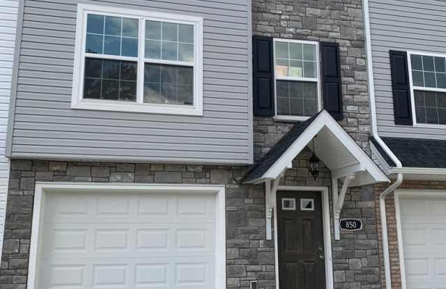 Coming Soon! 3-bedroom home Located in Dallastown Schools! Gallery 1