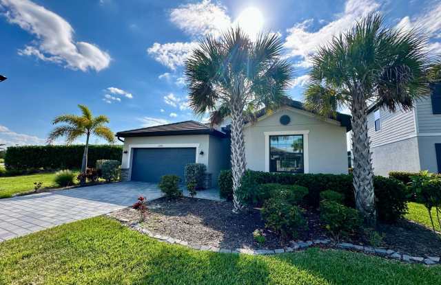 Spacious 4-Bedroom Home in Timber Creek – Resort-Style Living! - 11710 Timber Creek Drive, Gateway, FL 33913