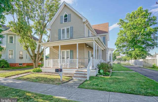 20 DICKINSON Street photos photos