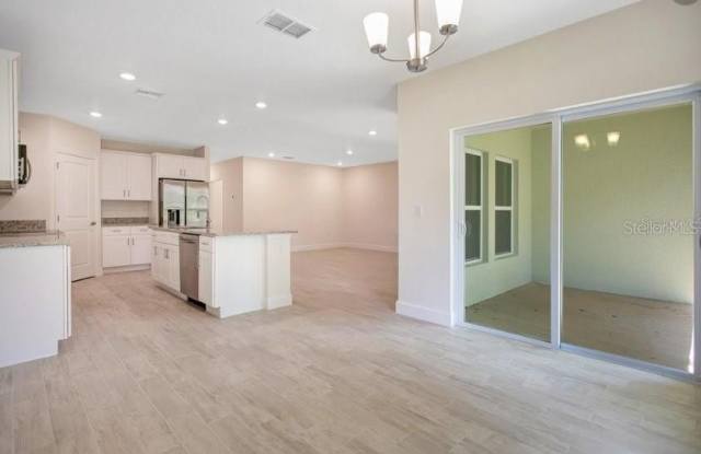 16239 SE 84TH Terrace Gallery 4