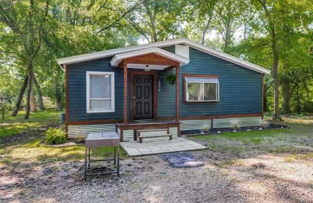 2270 Eastwood Road photos photos