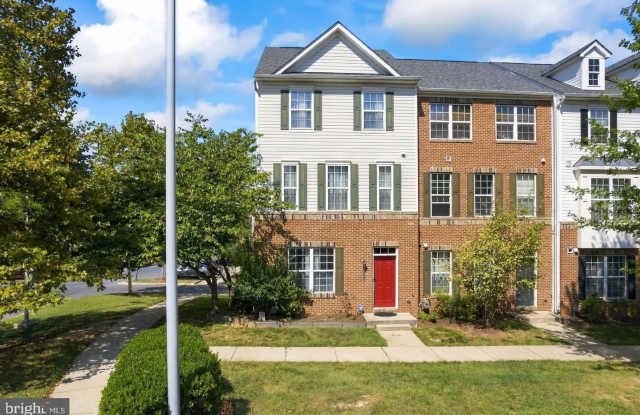 3556 WOODLAKE Drive Gallery 1