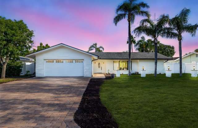 4495 CLEARWATER HARBOR Drive S photos photos