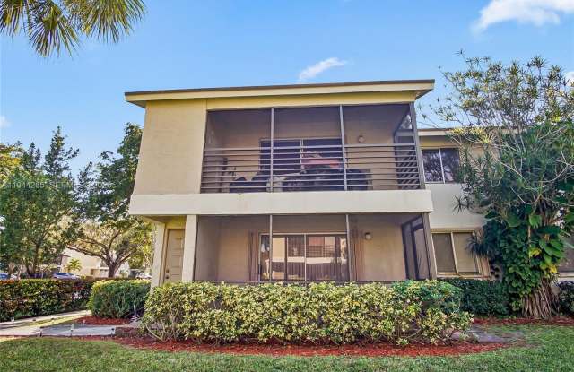 606 Gardens Dr photos photos