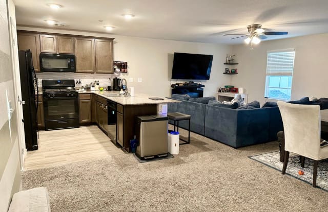 4573 Woolcomber St. - 4573 Woolcomber Street, Sunrise Manor, NV 89115