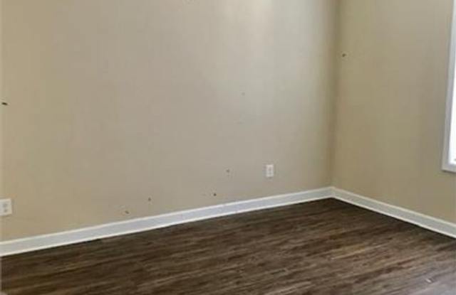 1338 Poplarglen Drive Gallery 3