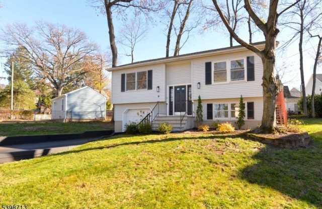 9 Bergen St - 9 Bergen Street, Glen Rock, NJ 07452