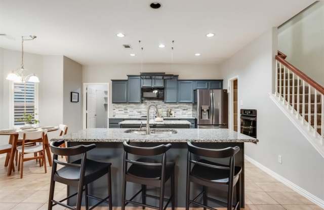 851 Carolina Way - 851 Carolina Way, Lantana, TX 76226