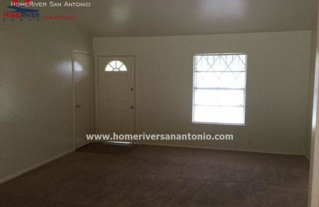 5207 Village Glen Gallery 2