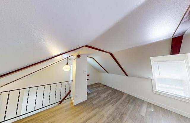302 4th Street Northeast Gallery 3