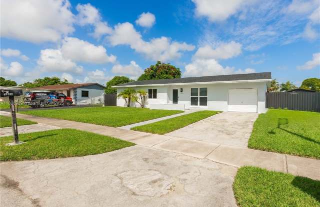 14414 SW 105th Ct photos photos