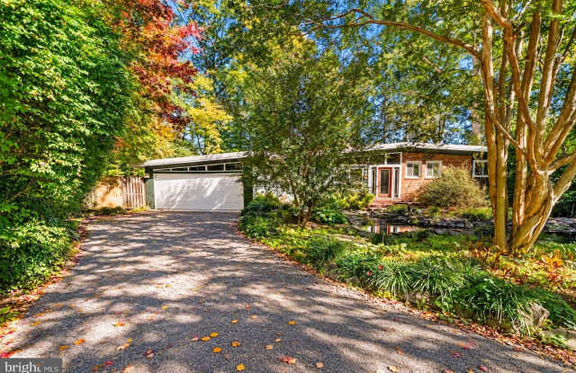 3320 GRASS HILL Terrace Gallery 1