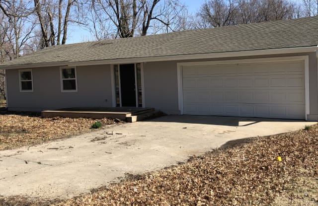 5147 N Bristol Ave - 5147 North Bristol Avenue, Kansas City, MO 64119
