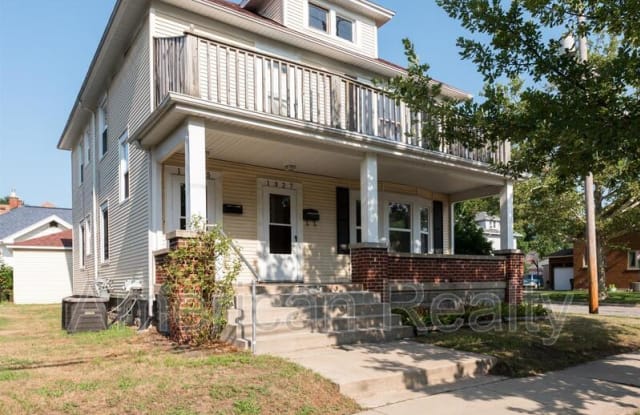 1325-1327 Tamarack Ave NW - 1325 Tamarack Ave NW, Grand Rapids, MI 49504