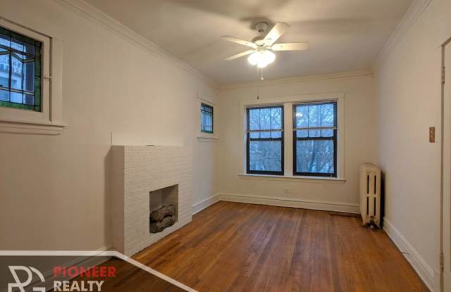 4846 North Rockwell St. photos photos