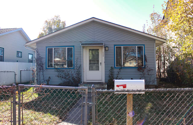 214 Winifred St E - 214 East Winifred Street, St. Paul, MN 55107