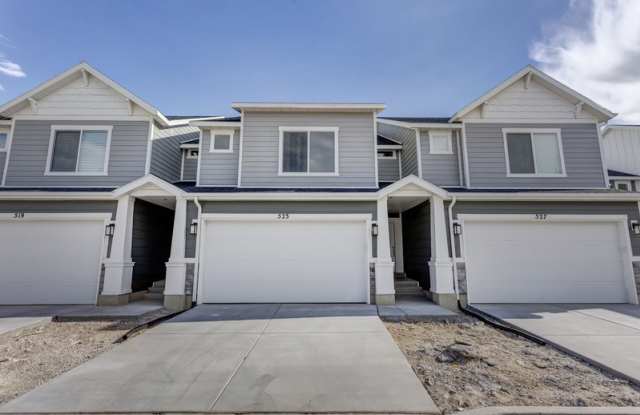 539 W 1520 S photos photos