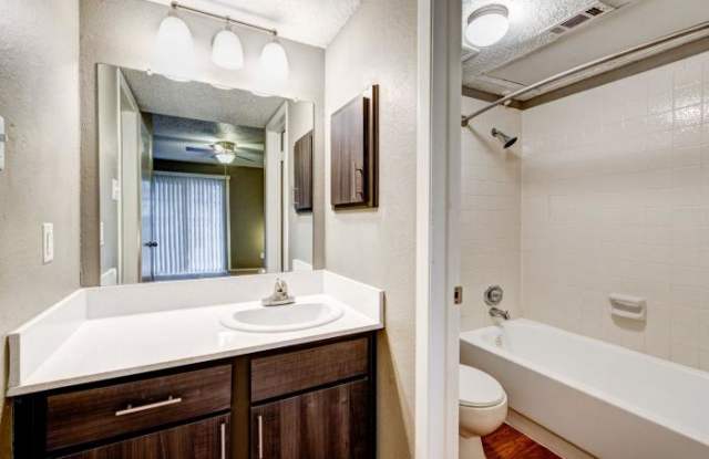 9625 Great Hills Tr Gallery 3