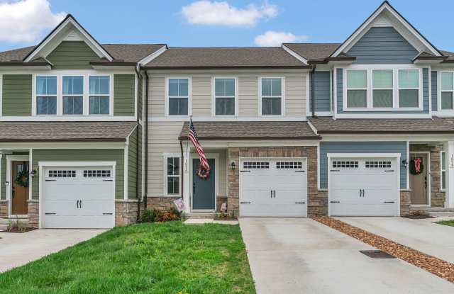 Beautiful Townhome!! Great Location!! - 1056 Duncan Street, Gallatin, TN 37066 Beautiful Townhome!! Great Location!! - 1056 Duncan Street, Gallatin, TN 37066