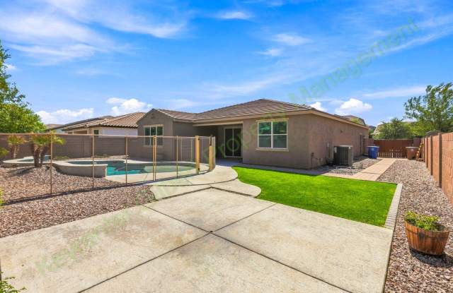 Beautiful Queen Creek Home with Private Pool, Den & Prime Location! Gallery 4