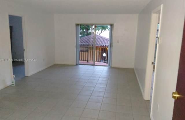 4721 NW 7th St photos photos