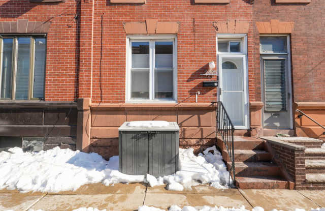 Amazing 3 bedroom close to Broad Street photos photos