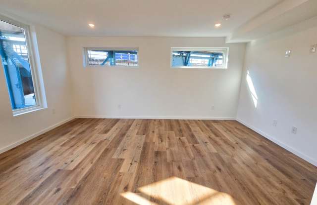 2401 KENSINGTON Avenue Gallery 4
