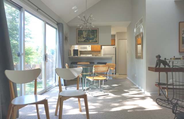 1460 North Driftwood Avenue Gallery 3