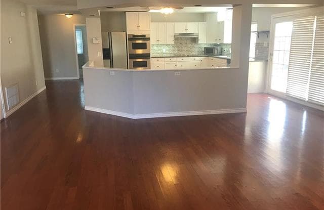 3004 Pilgrim Place - 3004 Pilgrim Place, Bedford, TX 76021